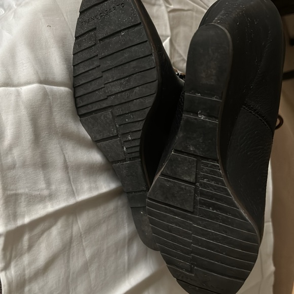 Franco Sarto! Size 10, heel 3in - Picture 4 of 5